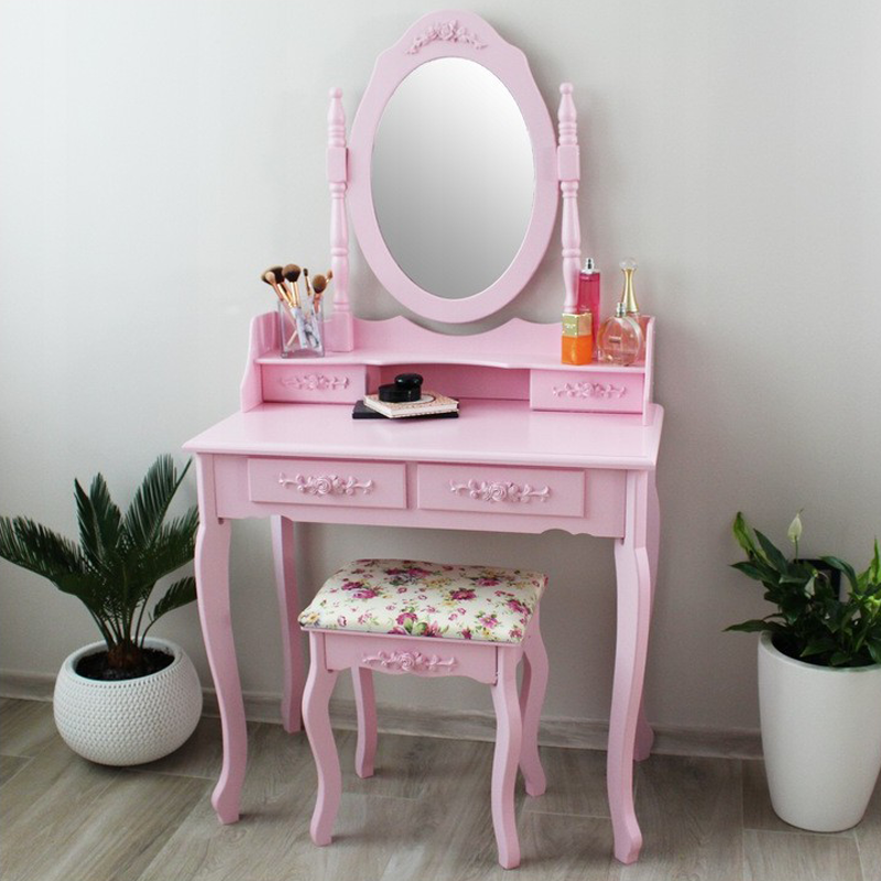 Růžový toaletní stolek s taburetem