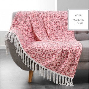 Luxusní teplé deky v červené barvě s ornamenty 125x150 cm