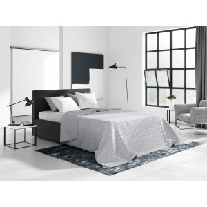 Elegantní přehoz na manželskou postel v světle šedé barvě 200 x 220 cm