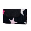 Plážová deka černé barvy s růžovými hvězdičkami