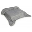 Denní deka na postel v šedé barvě