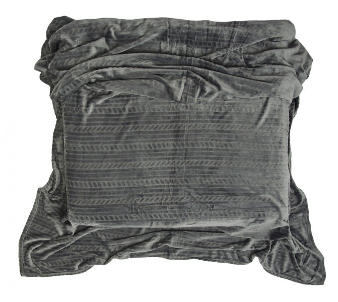 Levné deky šedé barvy