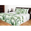 Bílý přehoz na postel se zelenými listy