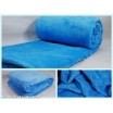 Měkká jemná deka modré barvy
