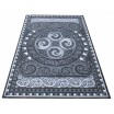 Stříbrný koberec se vzorem
