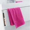 Bavlněný ručník pestré růžové barvy