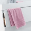 Luxusní světle růžový ručník z měkké bavlny