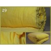 Teplá deka na postel žluté barvy