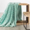 Luxusní hřejivá deka v trendy mentolové barvě se stříbrným vzorem