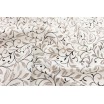 Krásný béžovo bílý oboustranný přehoz na postel s ornamenty listů