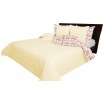 Oboustranný přehoz na postel krémové barvy s krásným motivem růží