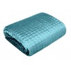 Jednobarevný azurově modrý prešívný přehoz na postel