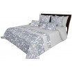 Jednoduchý přehoz na postel šedé barvy s elegantním motivem