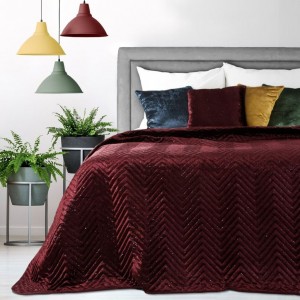 Luxusní přehoz na postel v bordó barvě