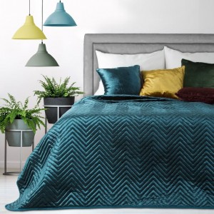 Dekorační přehoz na postel do ložnice v tyrkysové barvě