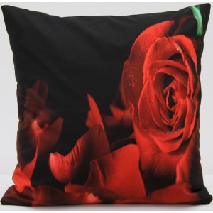 Luxusní povlak na polštář s motivem červené růže