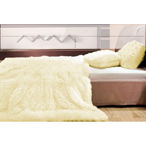 Vanilkové plyšové přehozy, deky na postel 150 x 200 cm