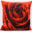 Kvalitní povlak na polštář s motivem červené růže