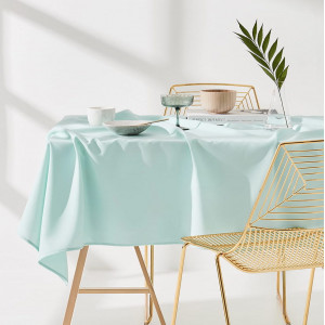 Ubrus na stůl v mentolové barvě bez potisku 140 x 300 cm