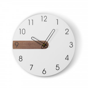 Bílé designové nástěnné hodiny do obýváku