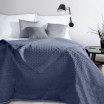 Praktický oboustranný přehoz na postel modré barvy