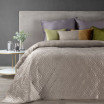 Jednobarevný prošívaný přehoz na postel v béžové barvě