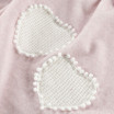 Krásné pohodlné deky v růžové barvě s bílým srdíčkem na boku