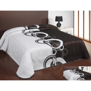 Moderní a luxusní oboustranný přehoz na postel hnědý s bílými vzory