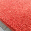 Oranžový jednobarevný koberec