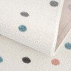 Dětský koberec krémový s barevnými puntíky