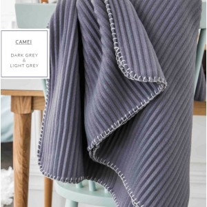 Hebká francouzská deka s páskovým vzorem v šedé barvě 125x150 cm