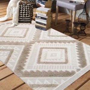 Originální béžový koberec ve skandinávském stylu