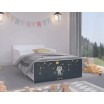 Kvalitní dětská postel v tmavších barvách s motivem noční oblohy 160 x 80 cm