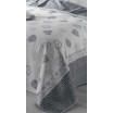 Francouzské přehozy přes postel v světle šedé barvě