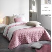 Růžové přehozy na manželskou postel