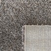 Moderní huňatý koberec v hnědé barvě