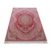 Exkluzivní červený koberec s krásným vzorem