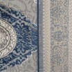 Exkluzívny koberec modrej farby vo vintage štýle