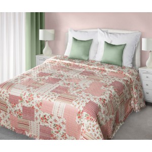 Patchworkové přehozy na postel krémově růžové s růžičkovým  vzorem
