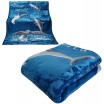 Teplá deka modré barvy s motivem delfínů