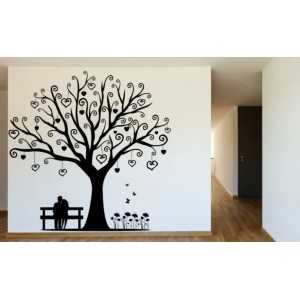 Nálepka na zeď do interiéru s motivem zamilovaného páru pod stromem lásky