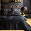 Vysoce kvalitní černý přehoz na postel VICTORIA z jemného sametu