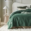 Zelený velurový přehoz na postel Feel 220 x 240 cm