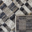 Designový vzorovaný koberec