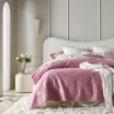 Růžový velurový přehoz na postel Feel 170 x 210 cm