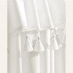 Bílý závěs ASTORIA se střapci na drátěné průchodky 140 x 250 cm