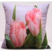Bílý povlak na polštáře s motivem růžových tulipánů